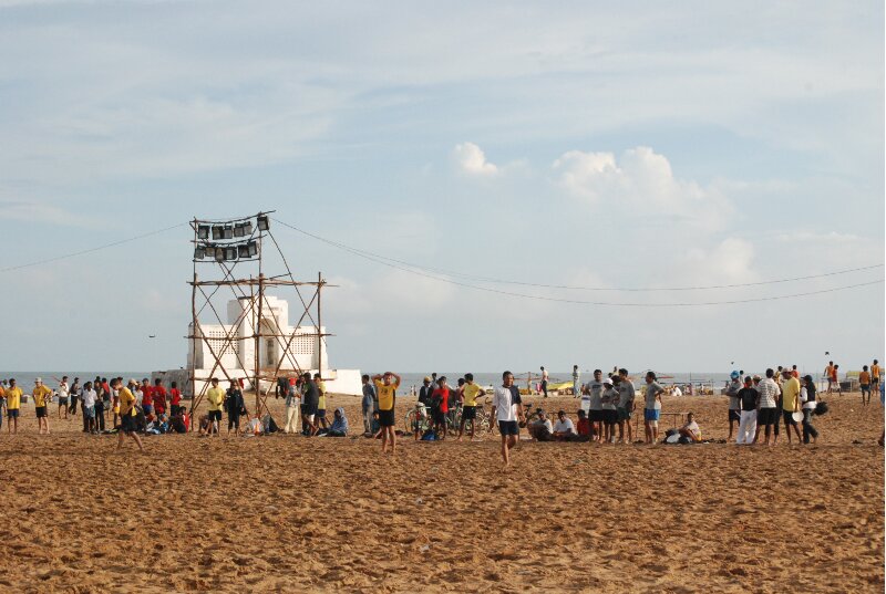 ultimate frisbee on the chennai beach