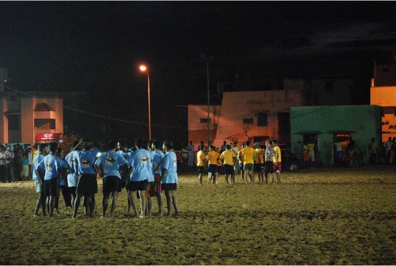 ultimate frisbee on the chennai beach