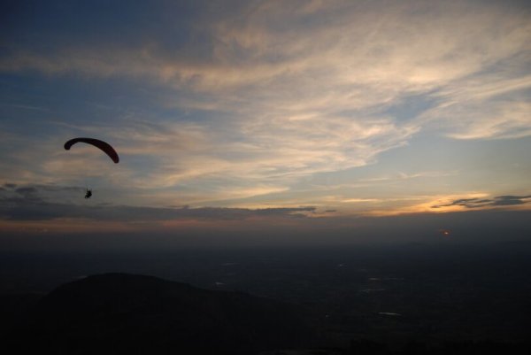 paragliding nandi hills