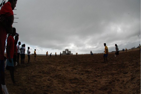 frisbee on the chennai beach